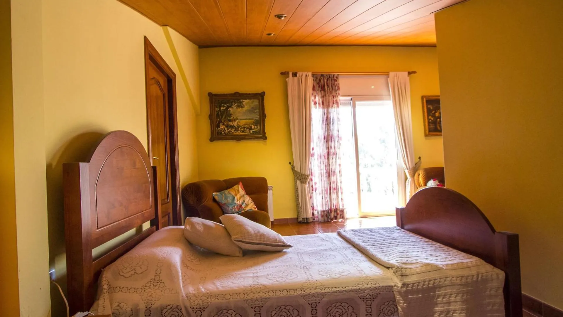 Villa Nature, Pool, Tennis, Aircon Only 15 Minutes To Barcelona! Sabadell