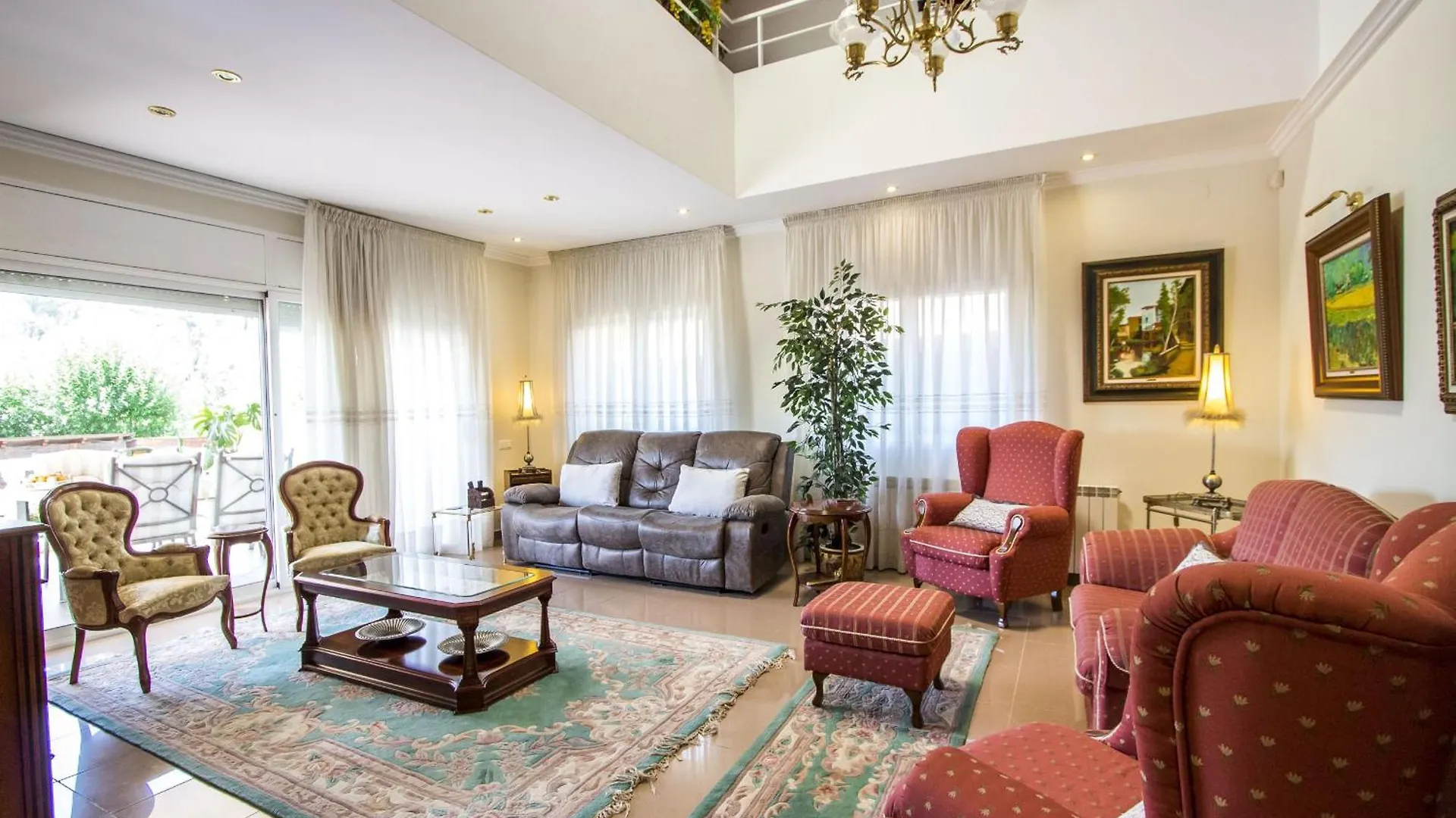 Nature, Pool, Tennis, Aircon Only 15 Minutes To Barcelona! Sabadell