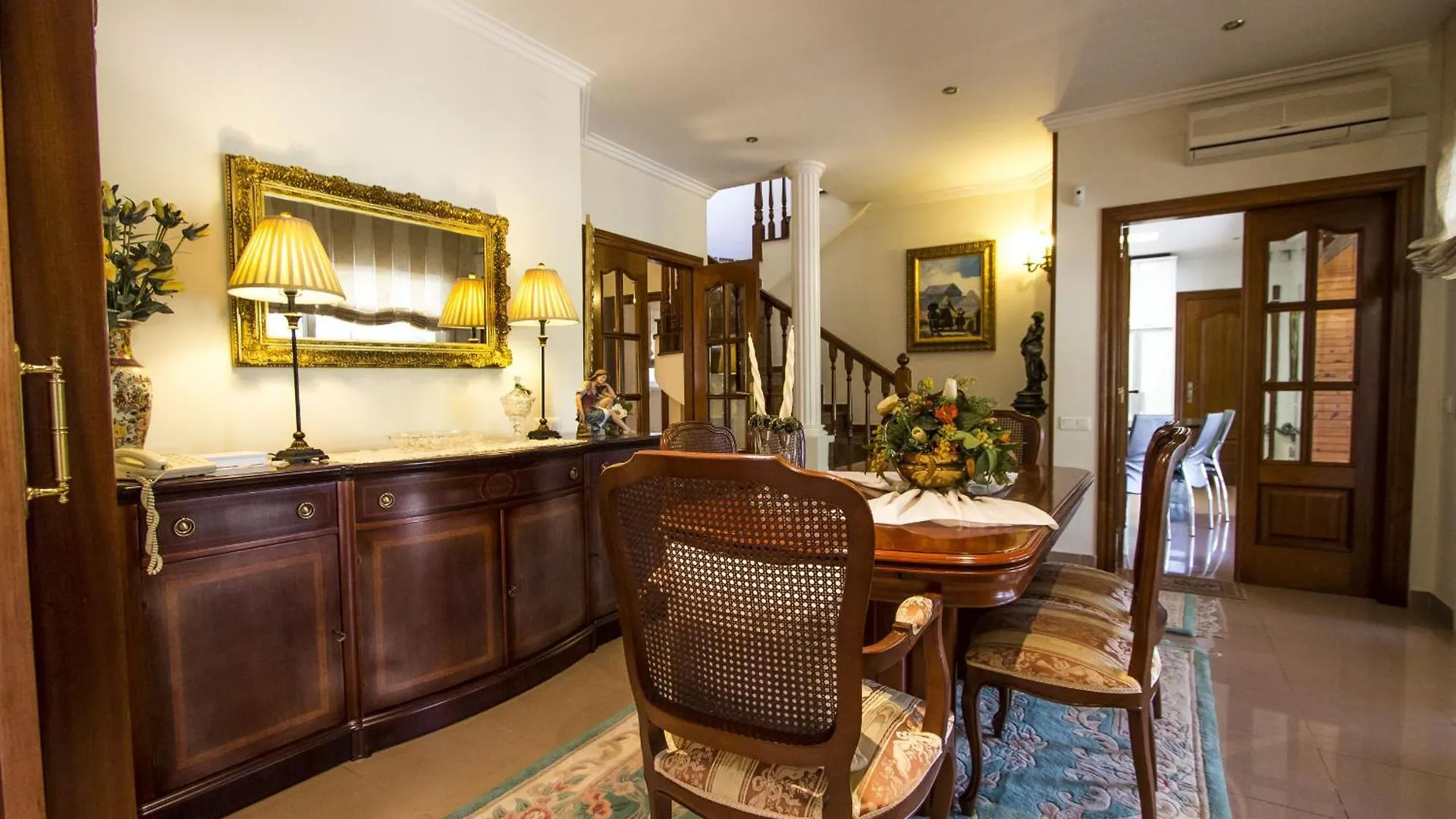 Nature, Pool, Tennis, Aircon Only 15 Minutes To Barcelona! Sabadell